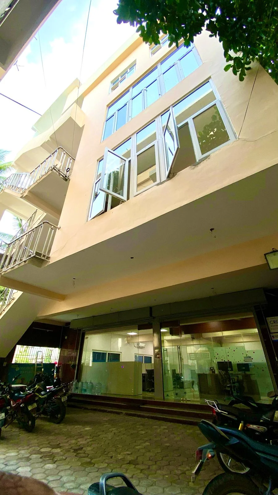 Gallery image 7